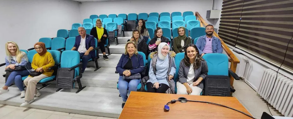 Kaynarca Halk Eğitim Kurslarında Türk Sanat Müziği Korosu yavaş yavaş Oluşuyor