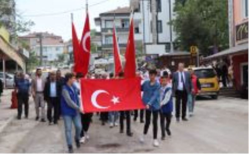 Kaynarca`da 19 Mayıs Etkinlikleri Gençlik Yürüyüşü İle Başladı