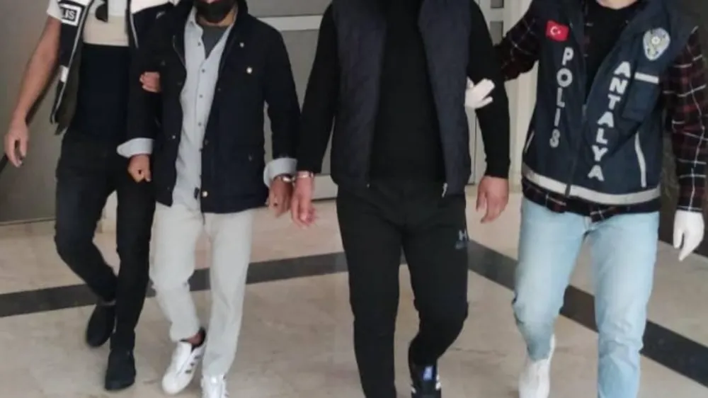 Polisten 4 ayrı uyuşturucu operasyonu: 16 gözaltı