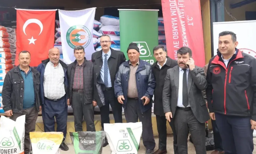 Kaynarca ve 5 İlçeye daha Ayçiçeği tohumu dağıtıldı