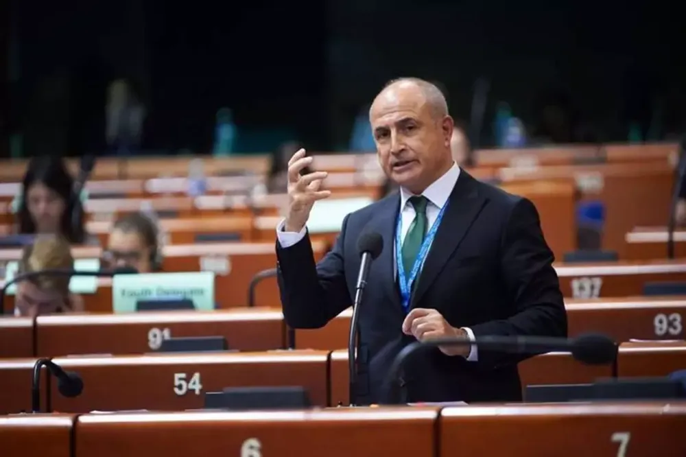 Hemşehrimiz Büyükçekmece Belediye Başkanı  Dr  Hasan Akgün Gözaltına Alındı